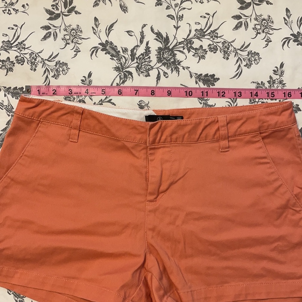 Volcom Short Size 29 🍊 - Picture 6 of 9